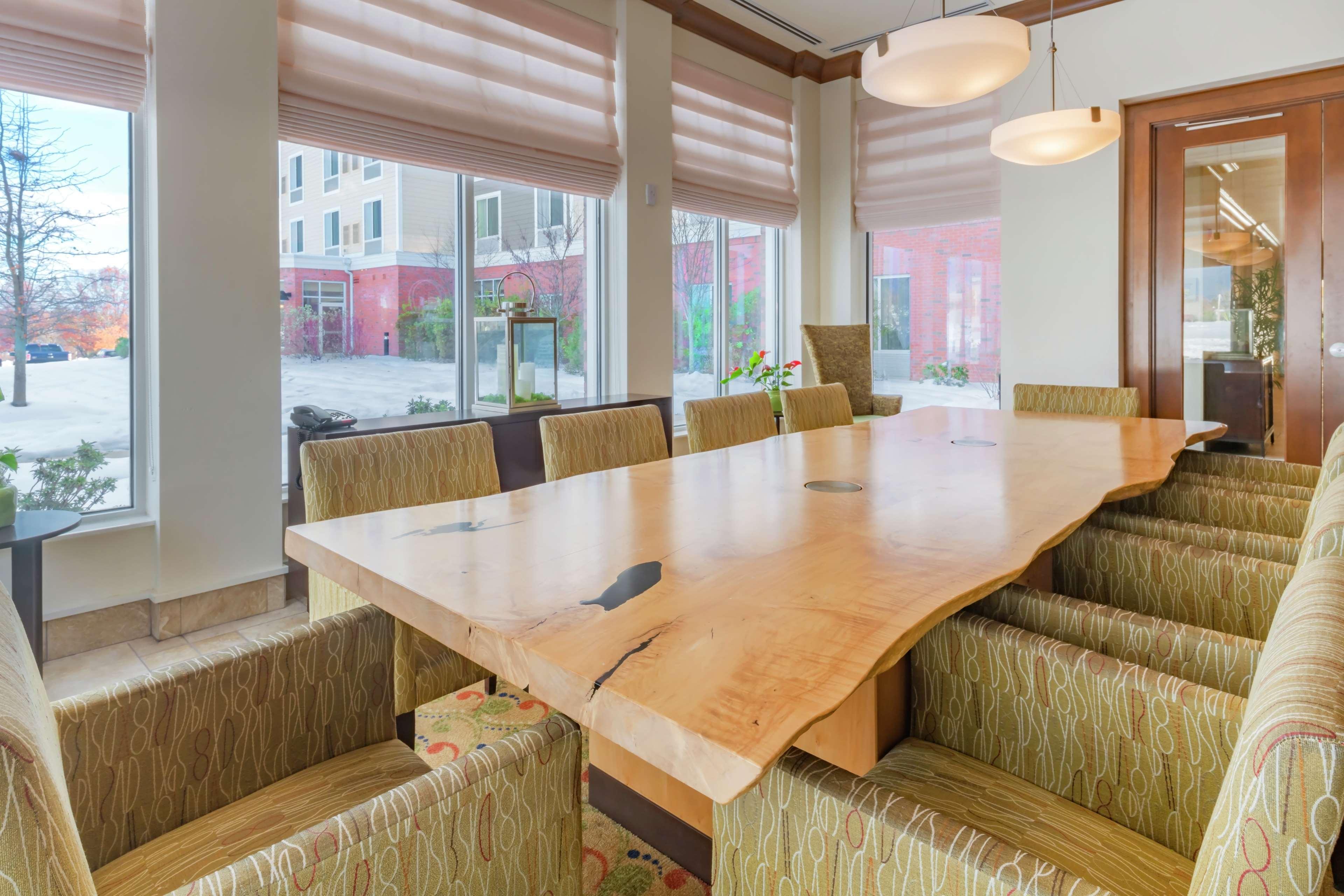 Hilton Garden Inn Devens Common Екстер'єр фото