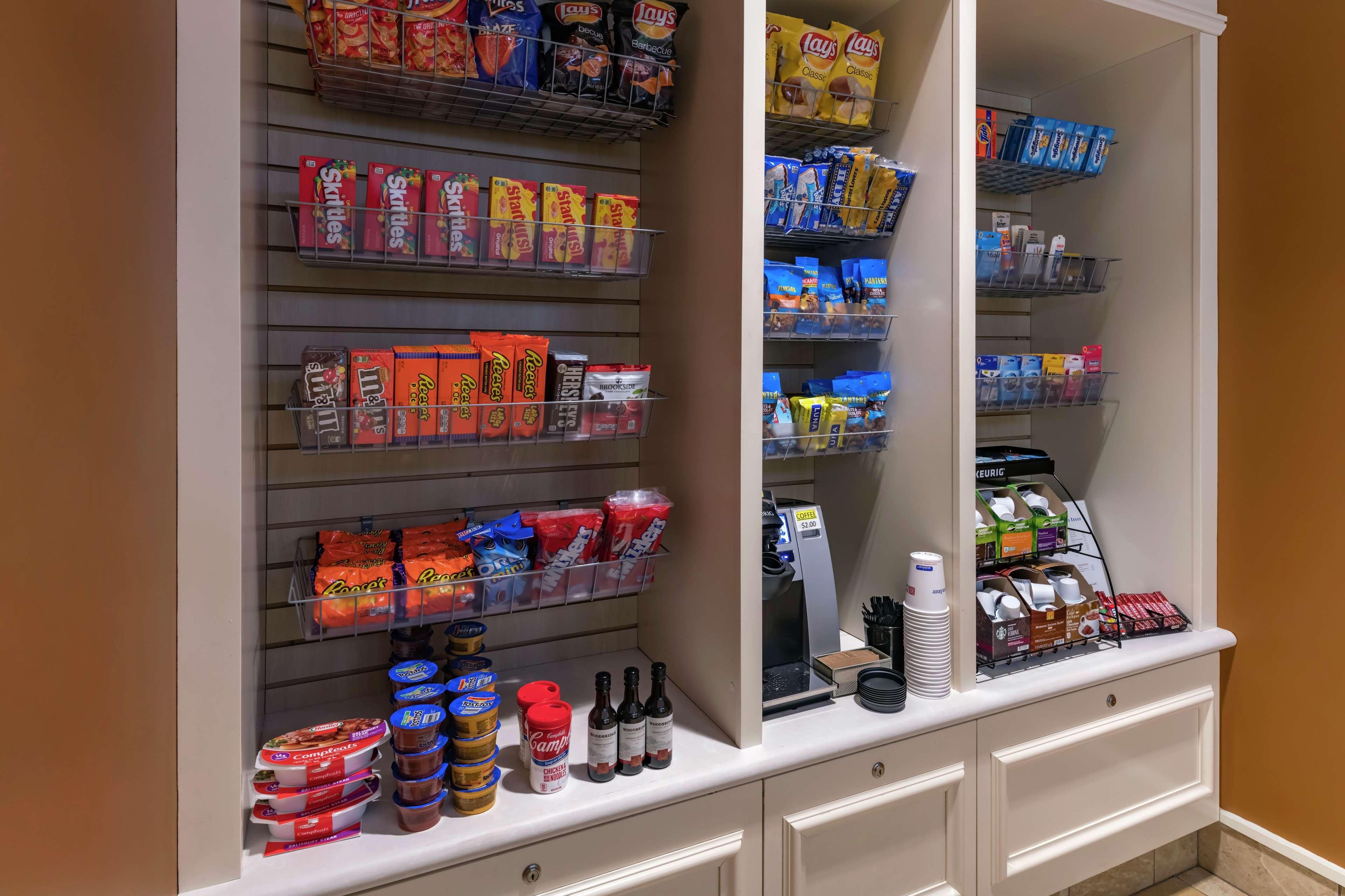 Hilton Garden Inn Devens Common Екстер'єр фото