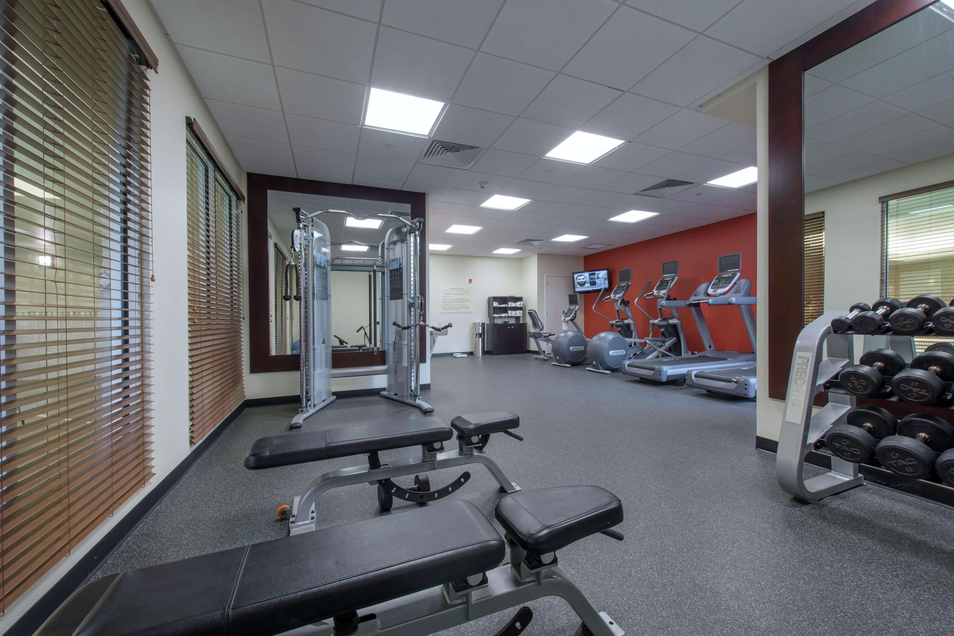 Hilton Garden Inn Devens Common Екстер'єр фото